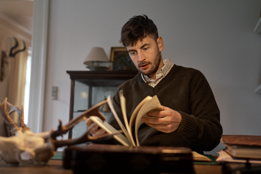 V-ringad tröja Bombay brown – Härkila