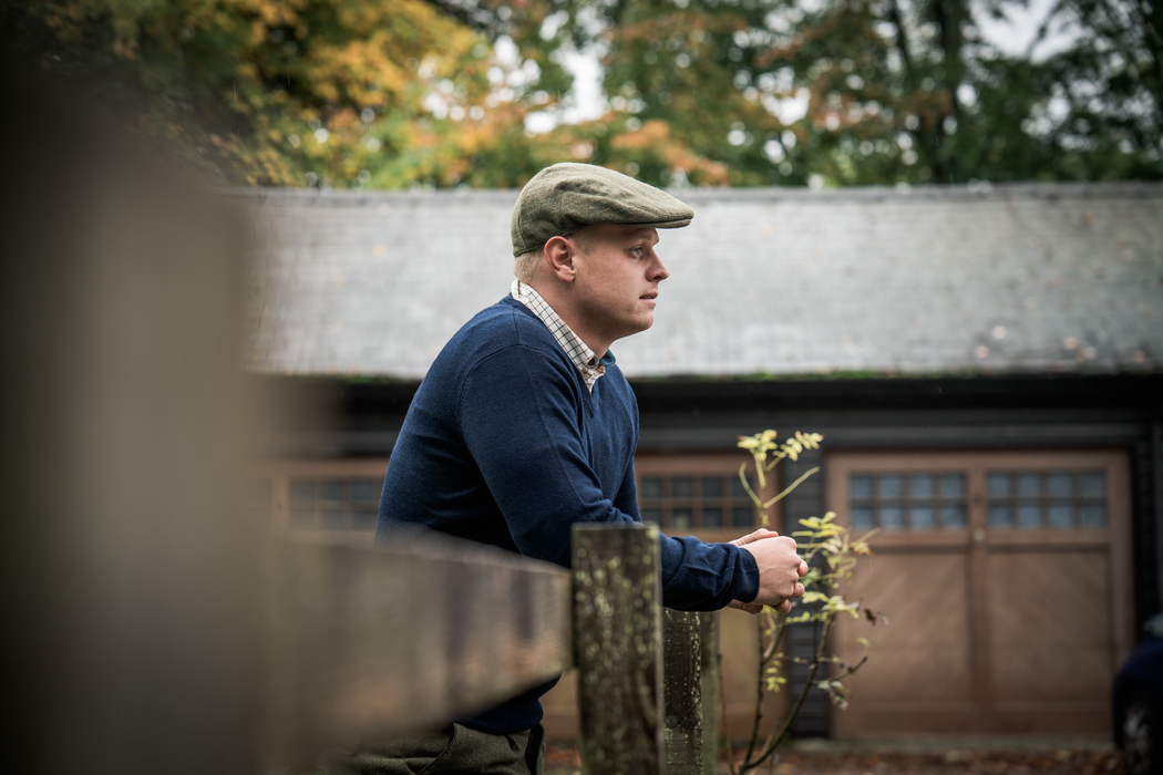 V-ringad tröja Dark Sapphire – Seeland