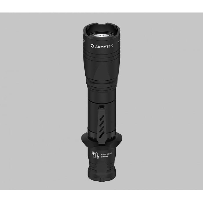 Dobermann Pro Magnet USB / Vit / 1500 lm / 6°:40° / 1x18650 (inkl.) - Armytek